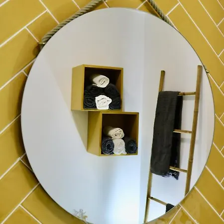 Atlantic Getaway - T1 100 M To The Waves Buarcos