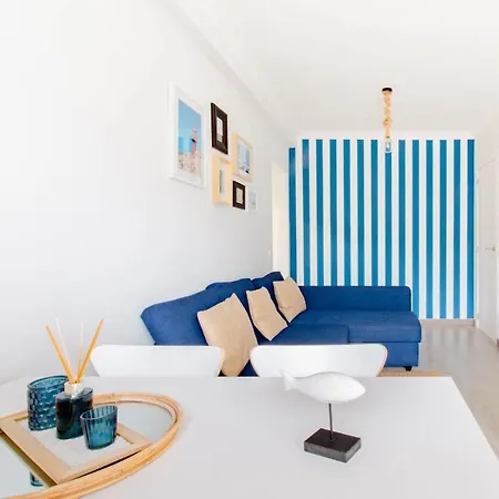 Atlantic Getaway - T1 100 M To The Waves Apartamento