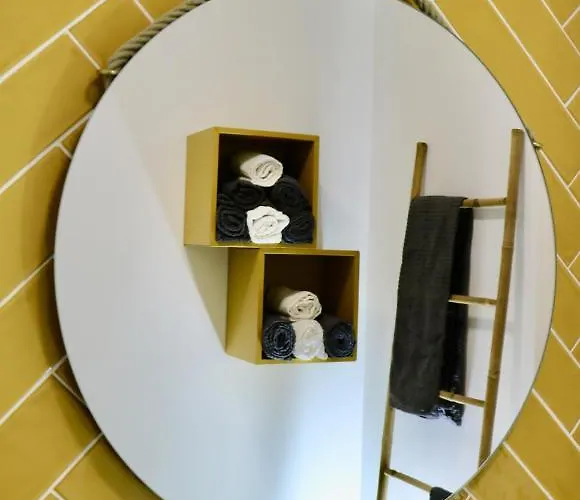 Atlantic Getaway - T1 100 M To The Waves Buarcos