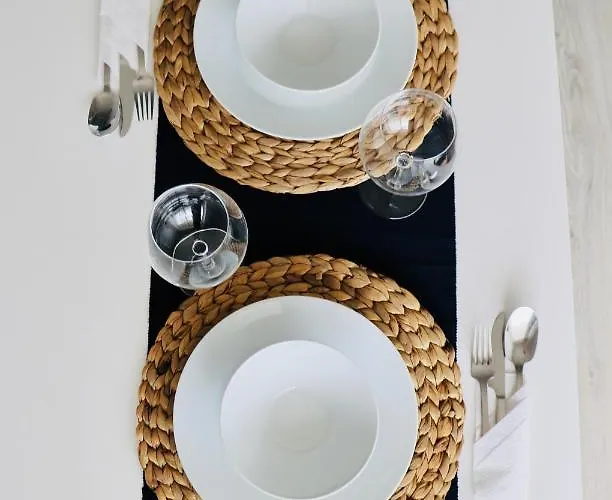 Atlantic Getaway - T1 100 M To The Waves * Buarcos